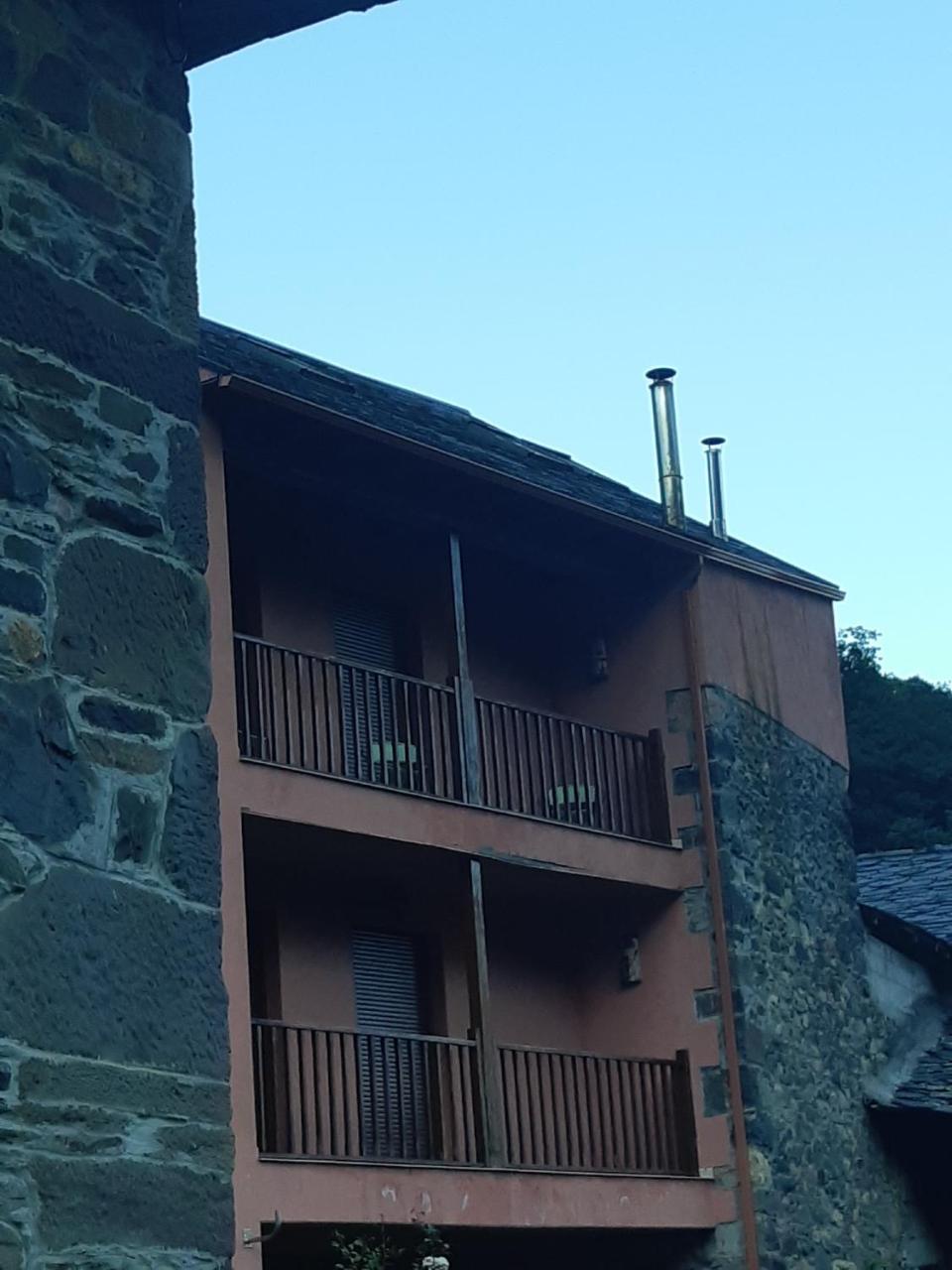 הוילה Sosas de Laciana Casa Antonio Y Benina מראה חיצוני תמונה